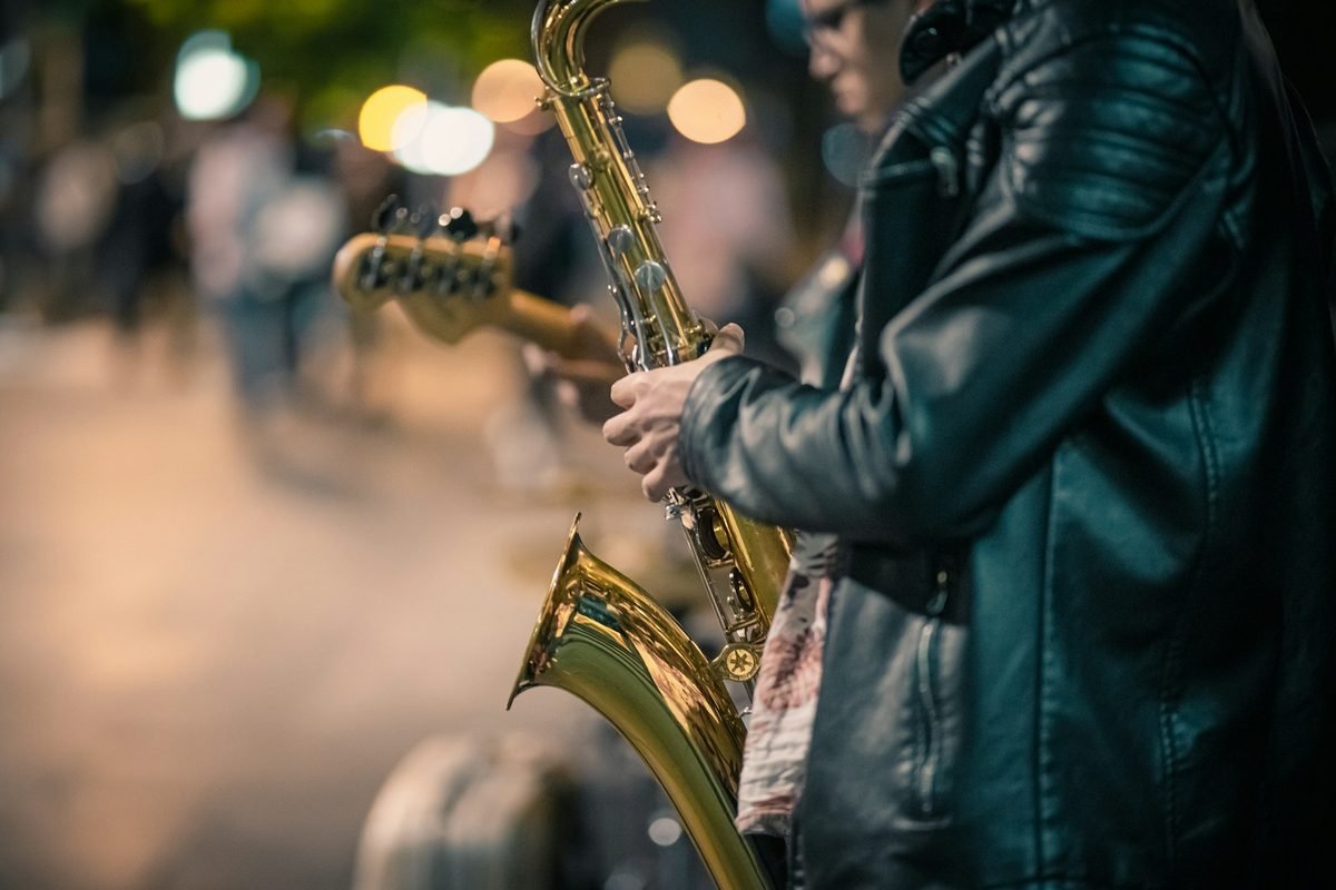 Saxofonista en vivo - Canciones De Saxofon Pop Y Baladas