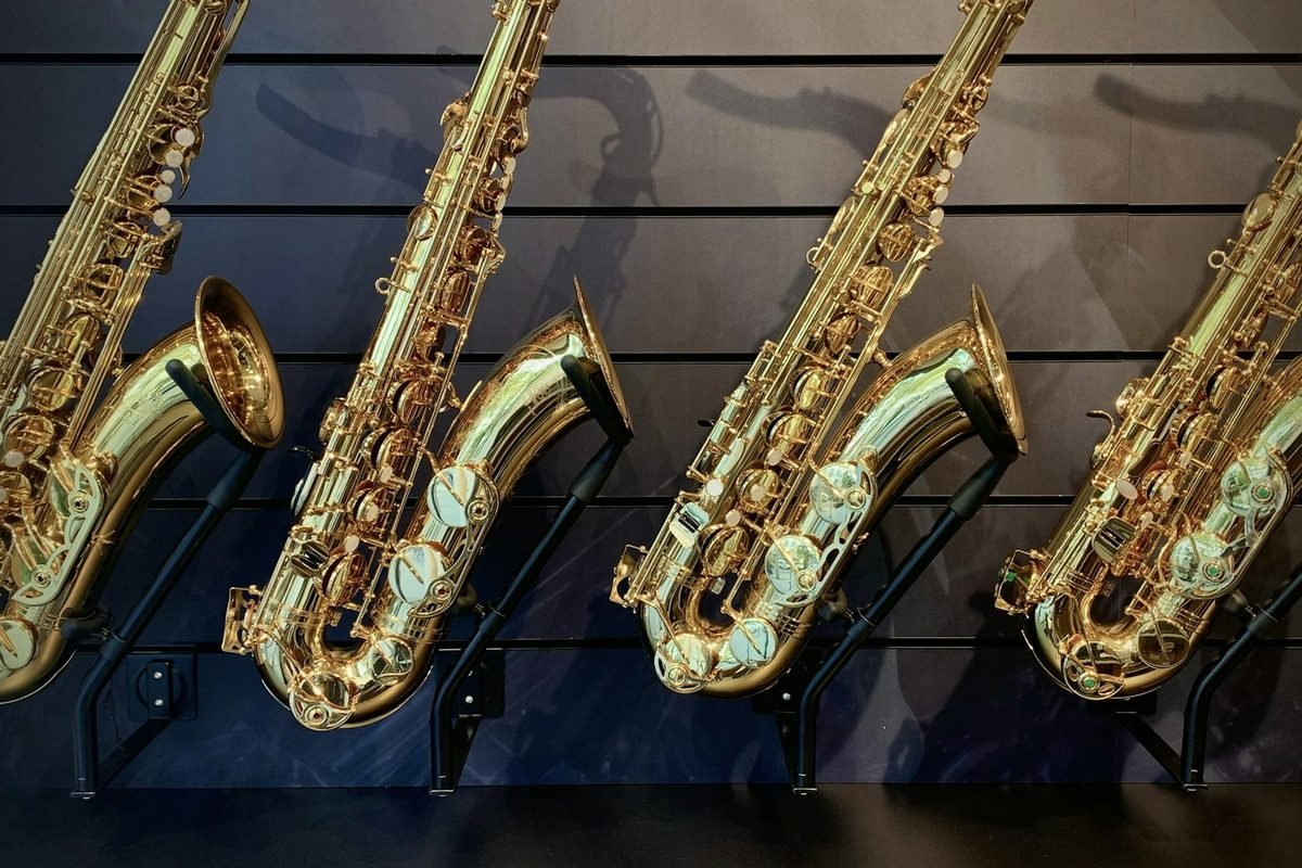 Saxofonista en vivo - Mejores Canciones De Saxofon Famosas