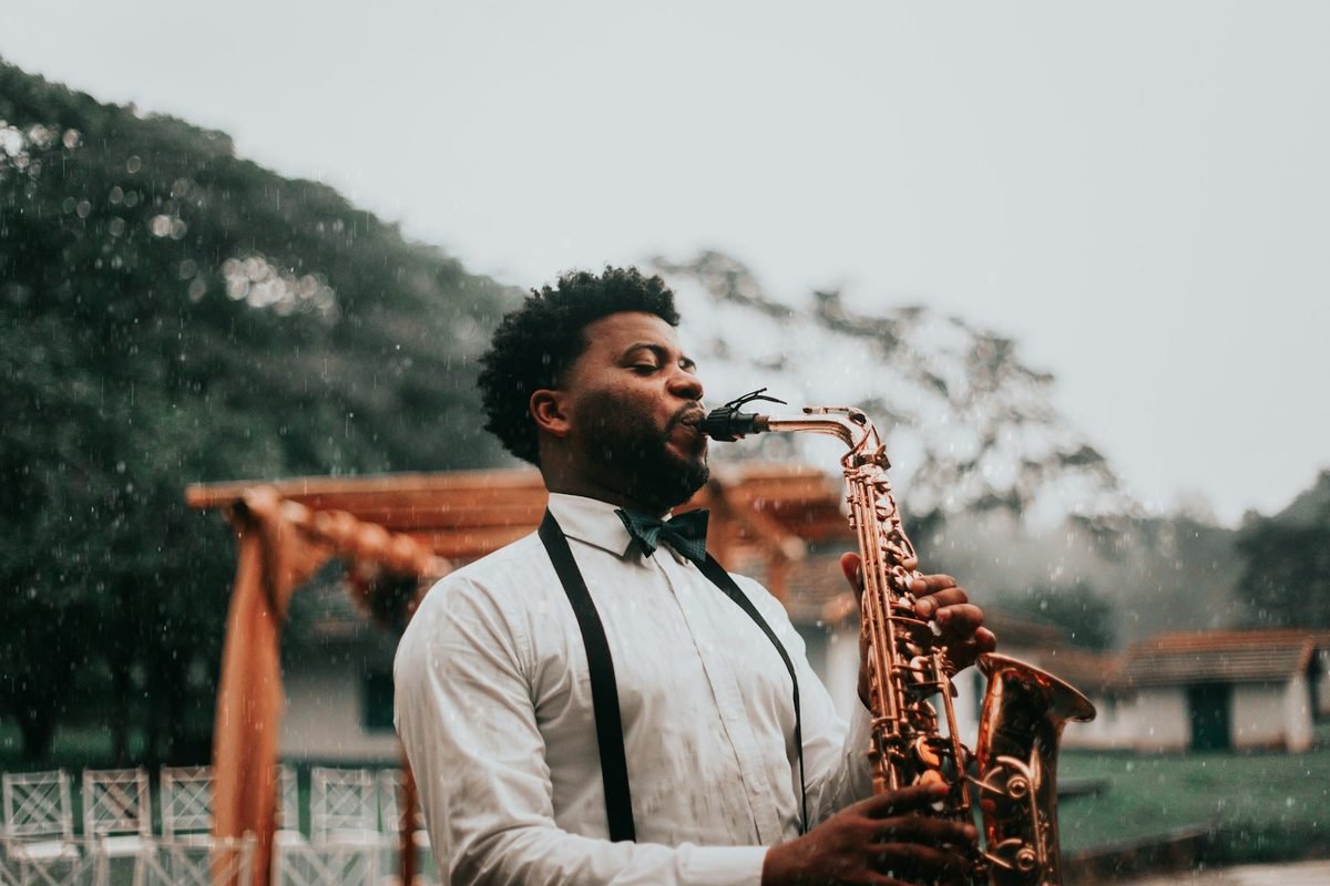 Saxofonista en vivo - Saxofonista En Itagui